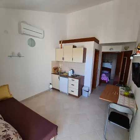 Bozana Apartamento *