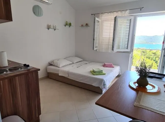 Bozana Apartman Viganj